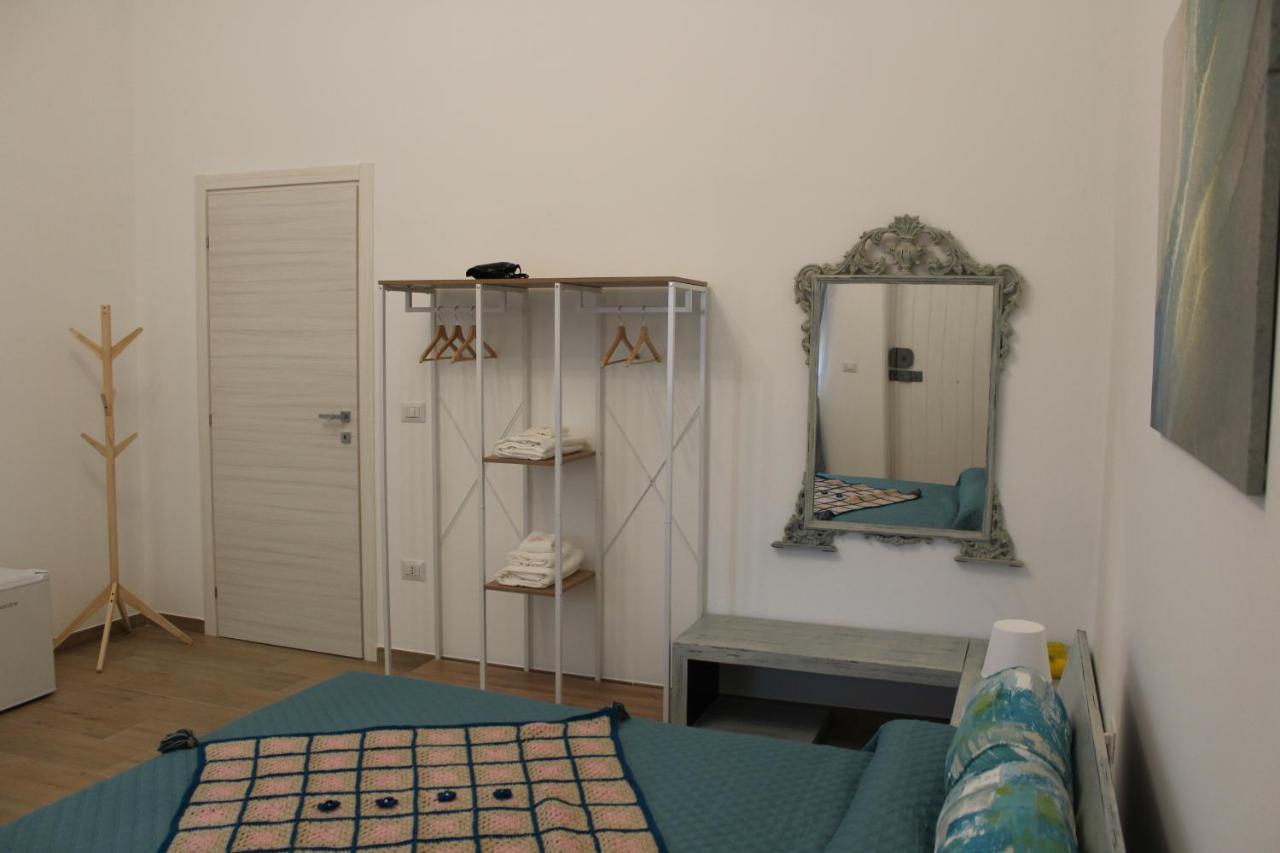 Coco & Lisbeth Bed And Breakfast Brindisi Exteriör bild