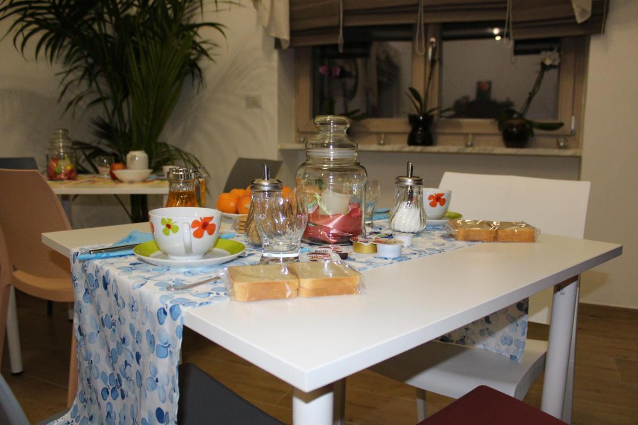 Coco & Lisbeth Bed And Breakfast Brindisi Exteriör bild